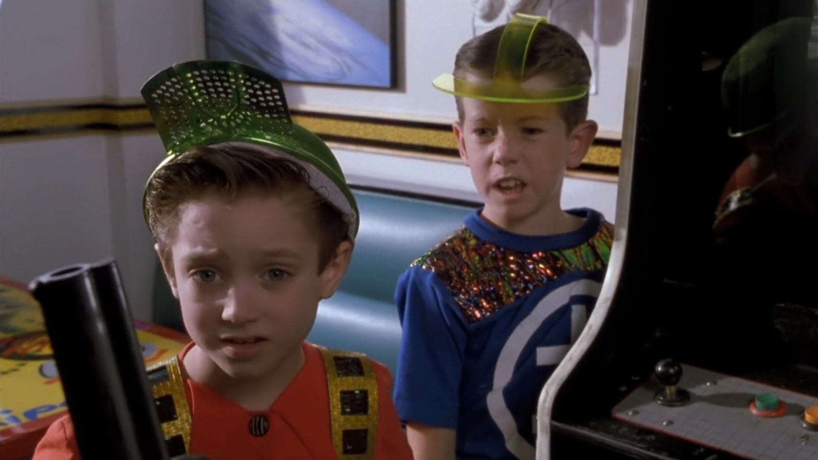 Retour Vers Le Futur 2 Elijah Wood Hoverboards and drones: Back to the Future II predictions for 2015 that