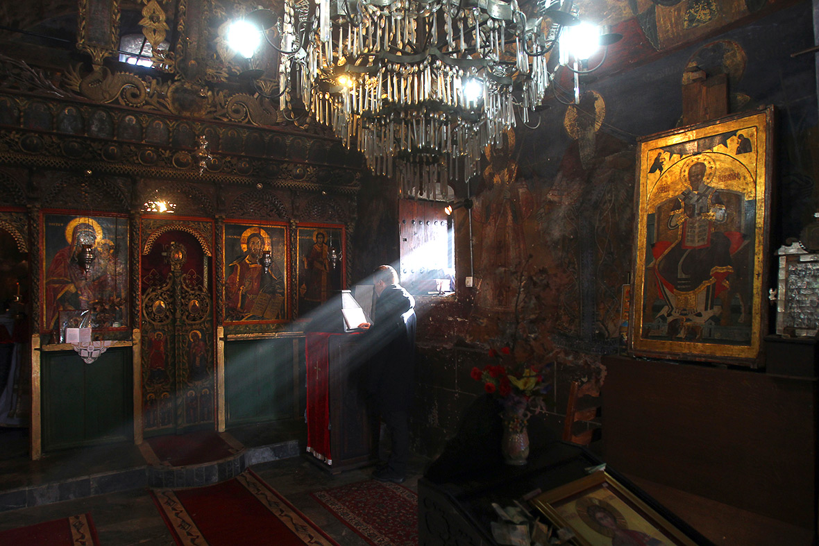 Orthodox Christians around the world celebrate Christmas Day [Photo Report]