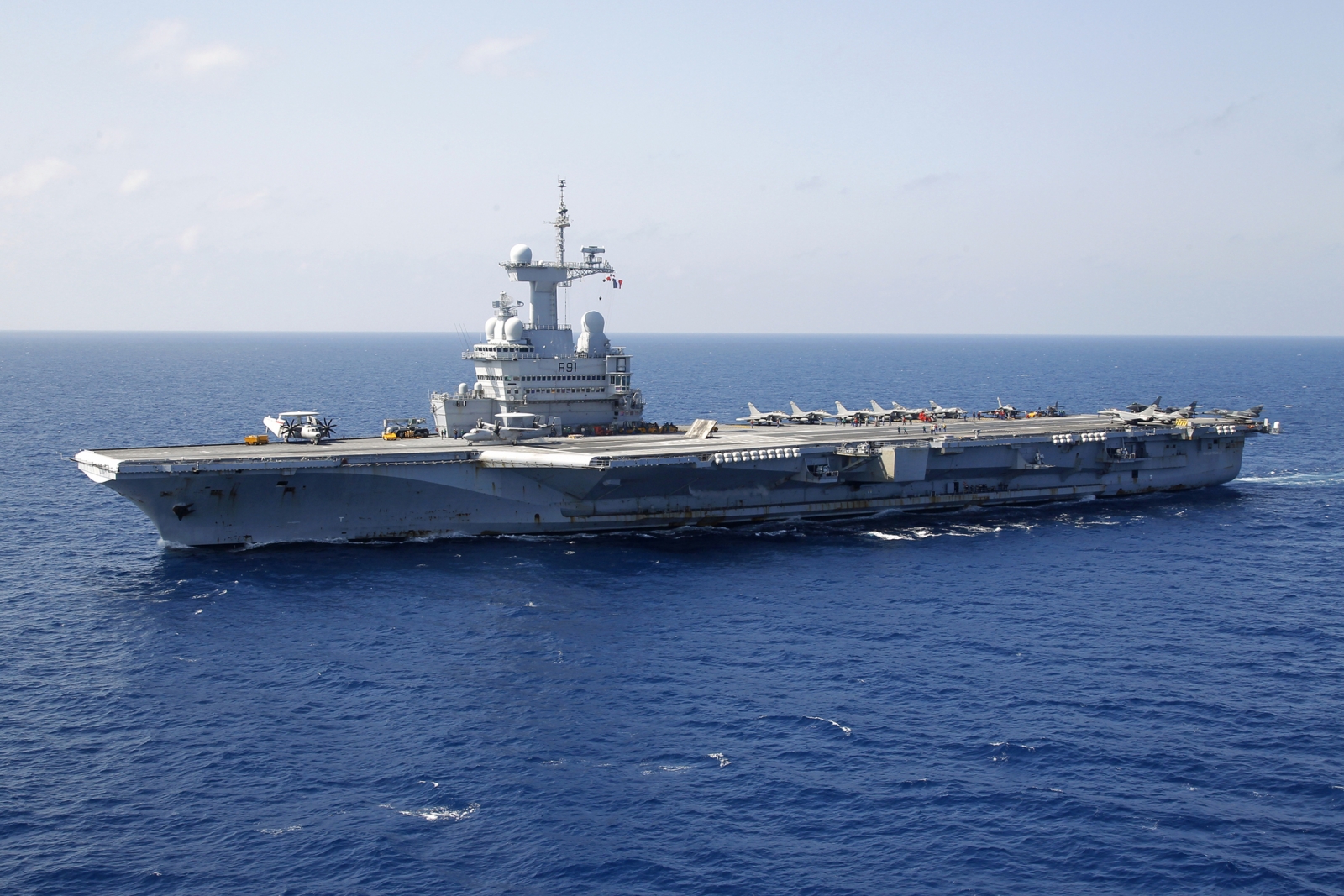Frances Charles de Gaulle aircraft carrier ISIS Charlie Hebdo