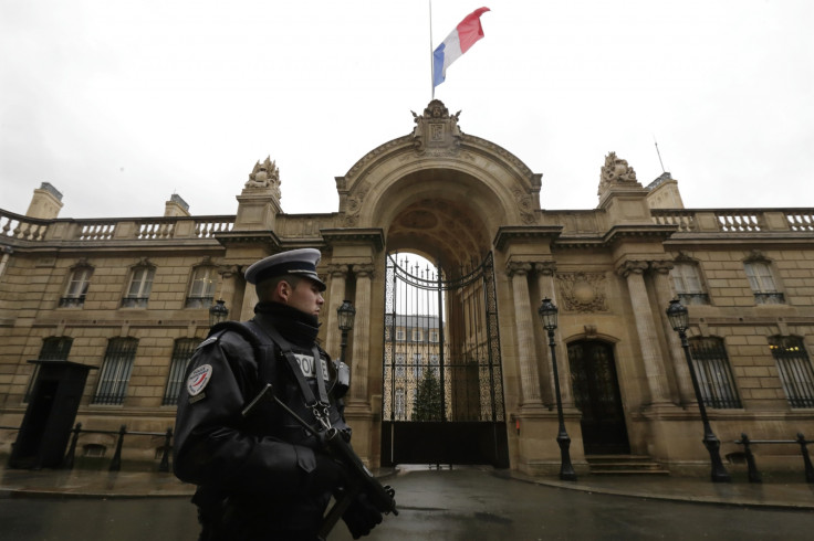 Paris Paris