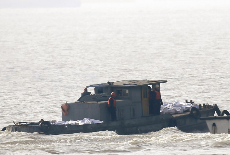 China Yangtze boat capsize tragedy
