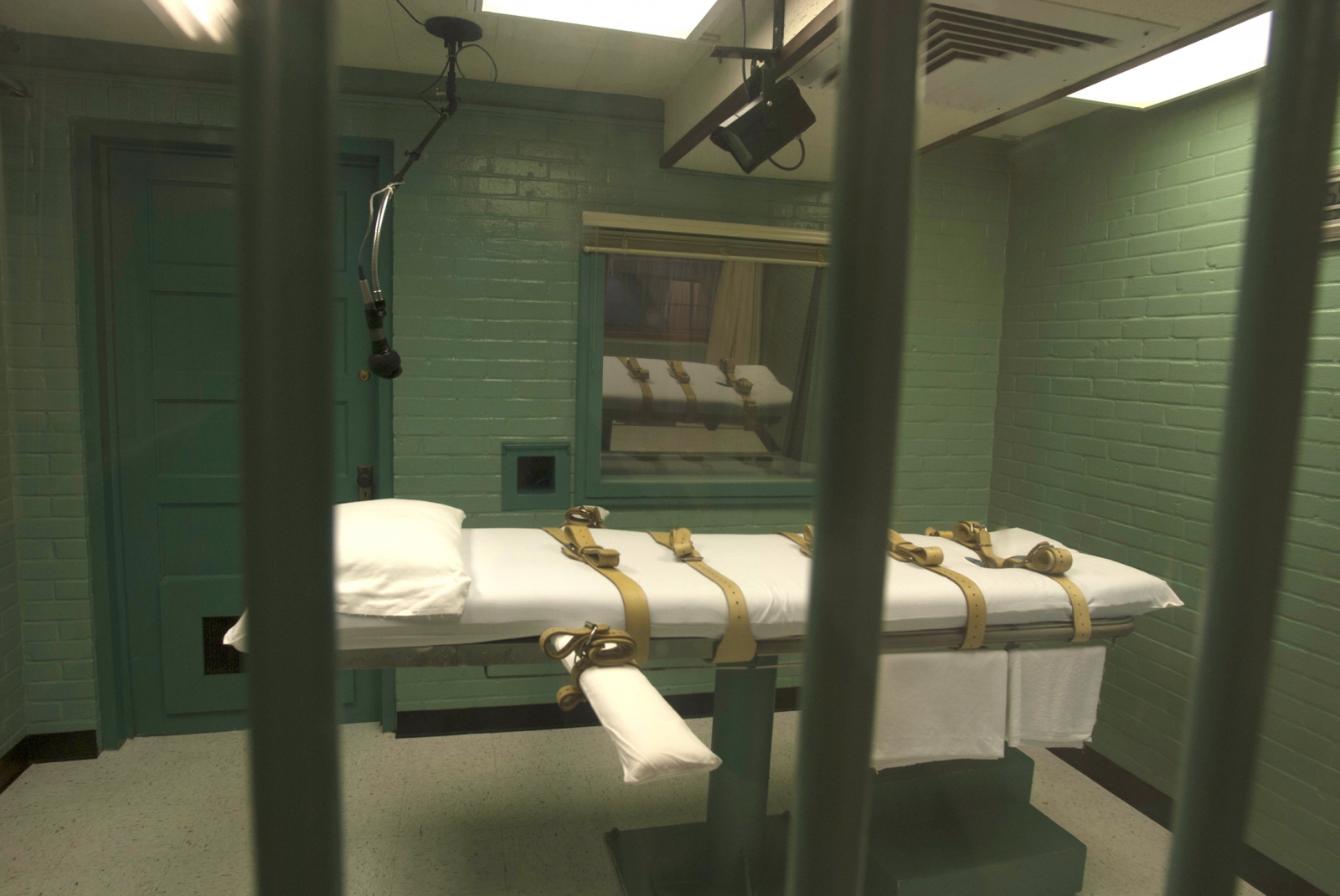 Arkansas plans 8 death row executions after securing new supply of ...