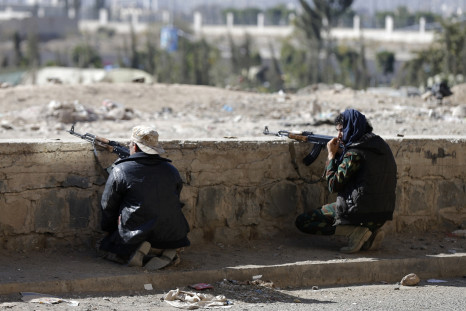 Yemen: President Hadi held 'captive' by Shiite Houthi rebels