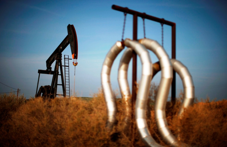 Crude oil prices continue to drop amid persistent supply glut