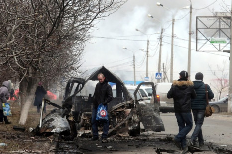 Driver’s dashboard camera captures moment of Mariupol shelling