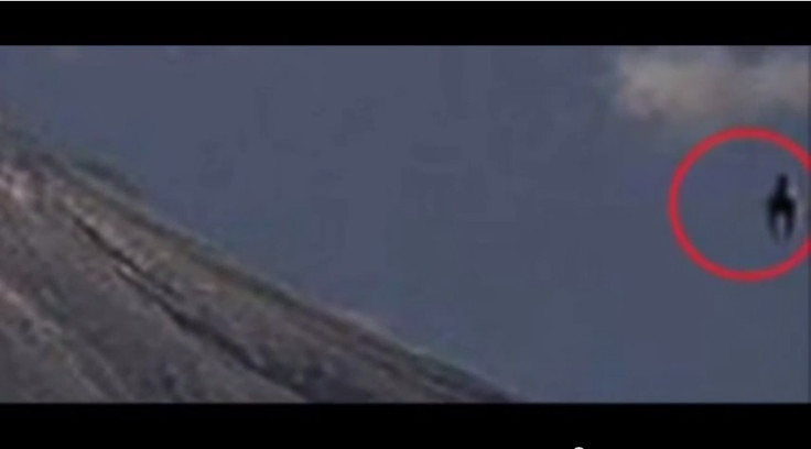 Horse shaped UFO spotted over Mexico volcano and Fire ball UFO spotted over Argentina?