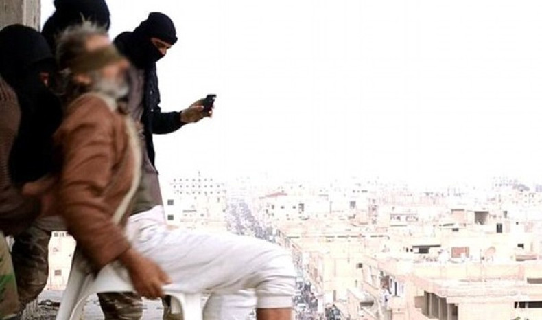 Isis executioners gay man Syria