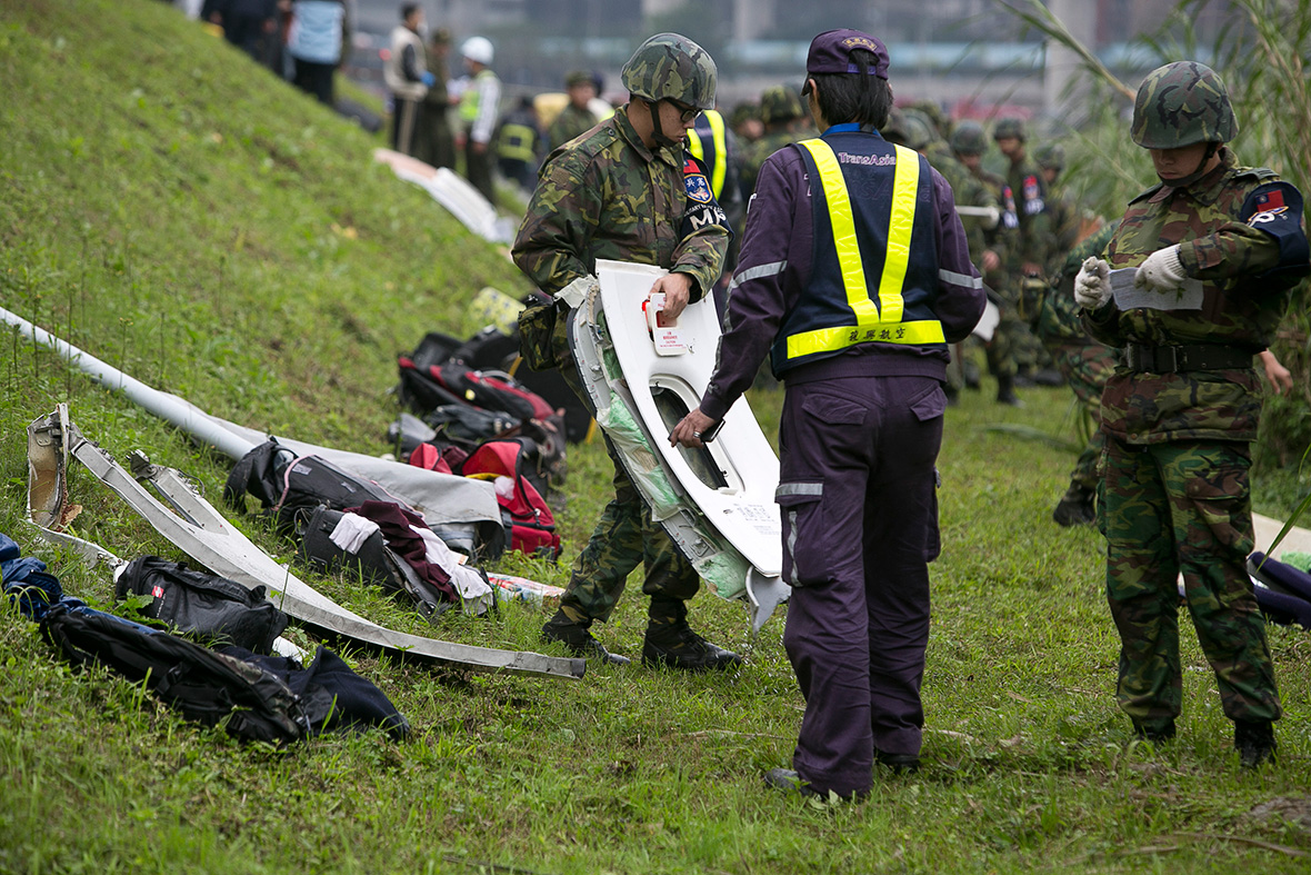 Taiwan plane crash photos