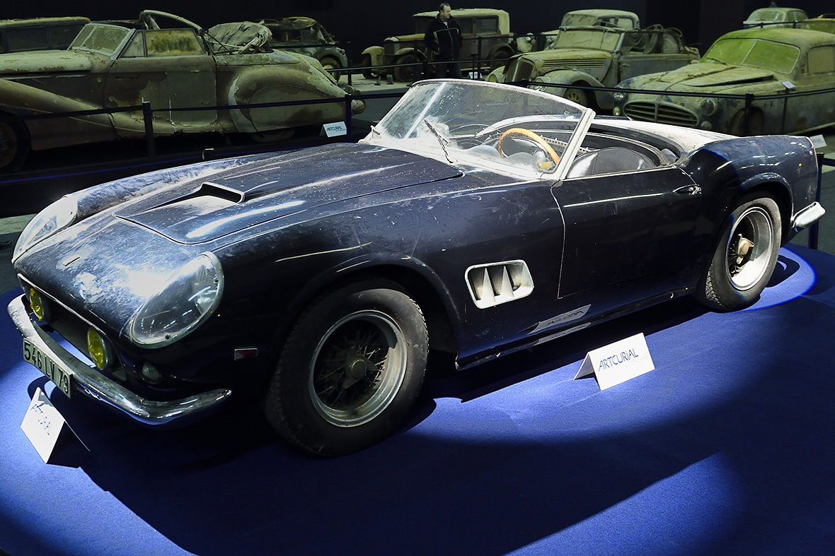Retromobile Paris 2015: Sensational collection of classic cars found in a barn goes up for auction