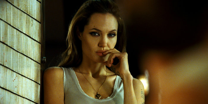 angelina jolie wanted movie in hindi