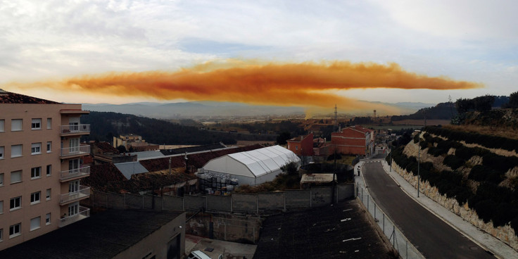 Igualada orange cloud