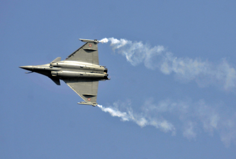 Aero India 2015 show and defence deals