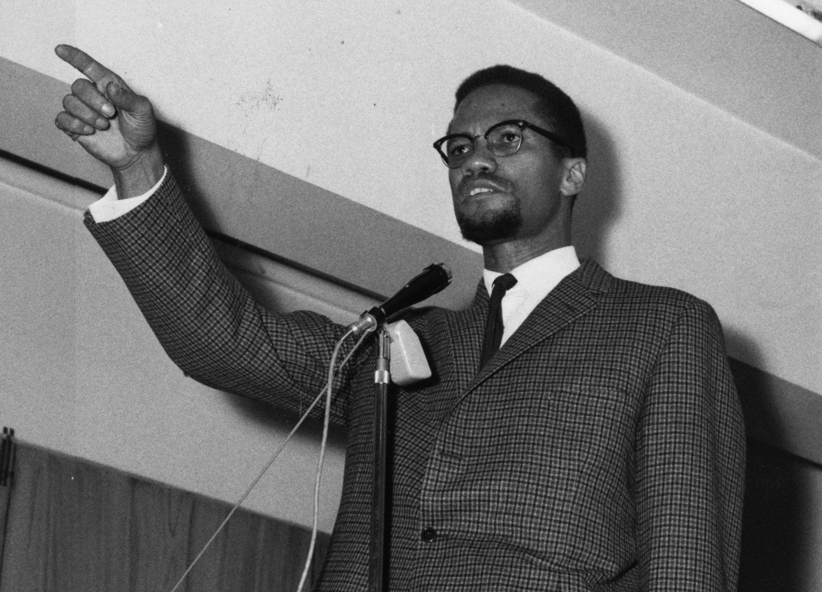 Malcolm X The Muslim A Man Islam Saved Twice Then Killed