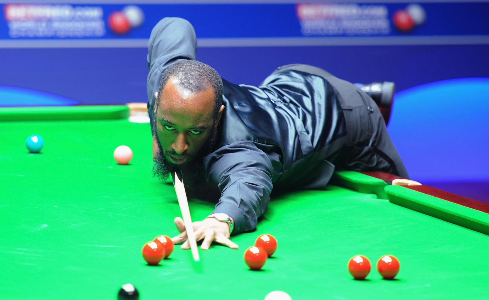 Snooker player Rory McLeod forced to defend himself over Isis badge IBTimes UK