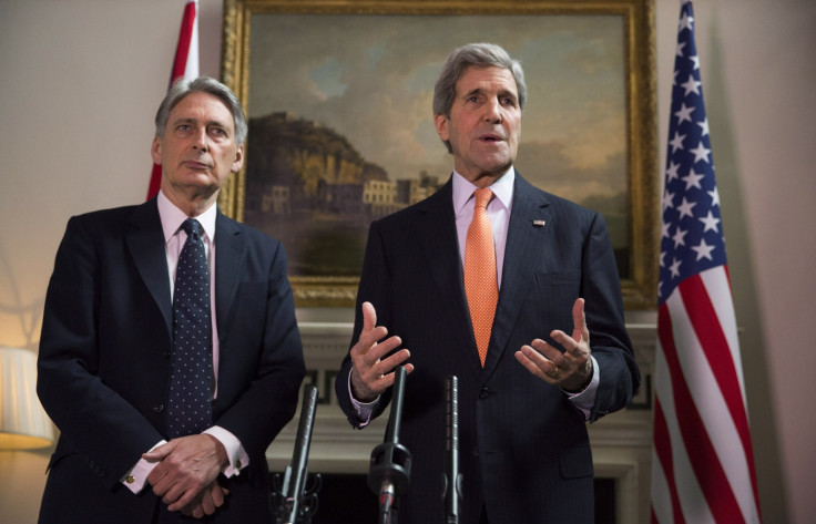 Britain's Foreign Secretary Phillip Hammond and U.S. Secretary of State John Kerry (R) deliver a statement at a press conference in London Britain's Foreign Secretary Phillip Hammond and U.S. Secretary of State John Kerry (R) deliver a statement at a press conference in London