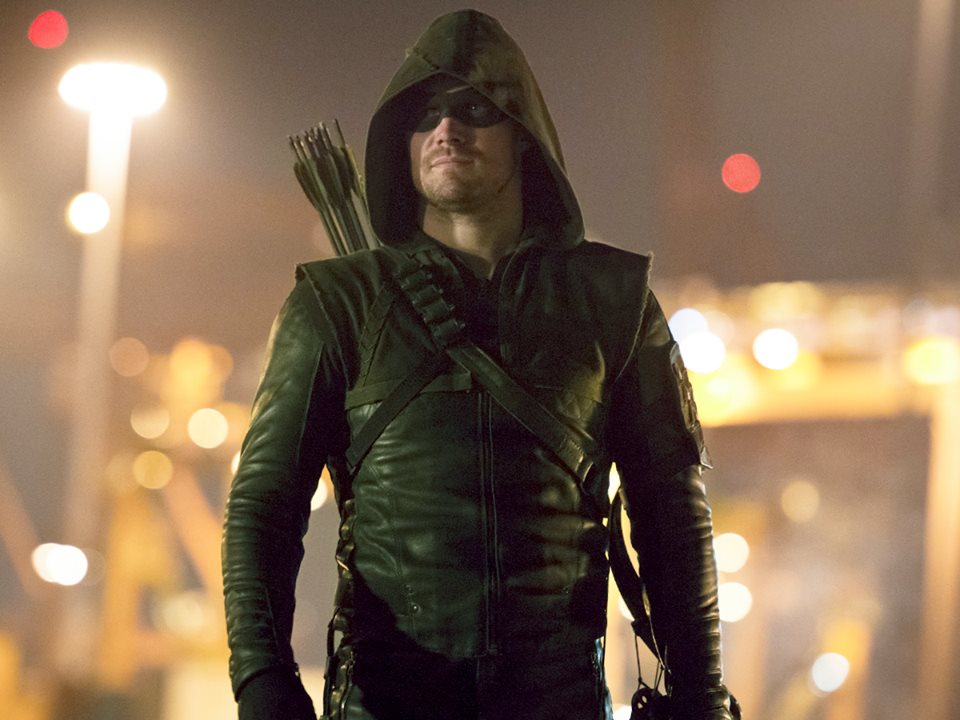 Arrow Season 3 Oliver Joins League Of Shadows Stephen Amell Posts A Cryptic Goodbye Tweet
