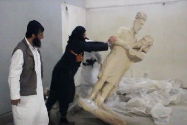 isis destroying statues