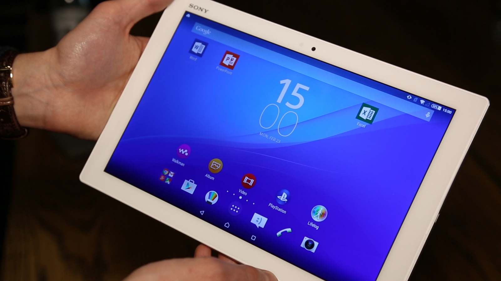 Xperia Z4 Tablet Sony Takes On Apple Ipad Air 2 With Qhd Screen And Super Slim Design