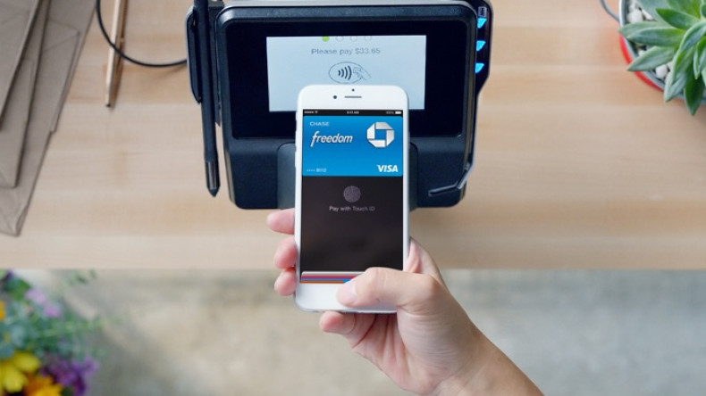 Apple Pay with iPhone 6