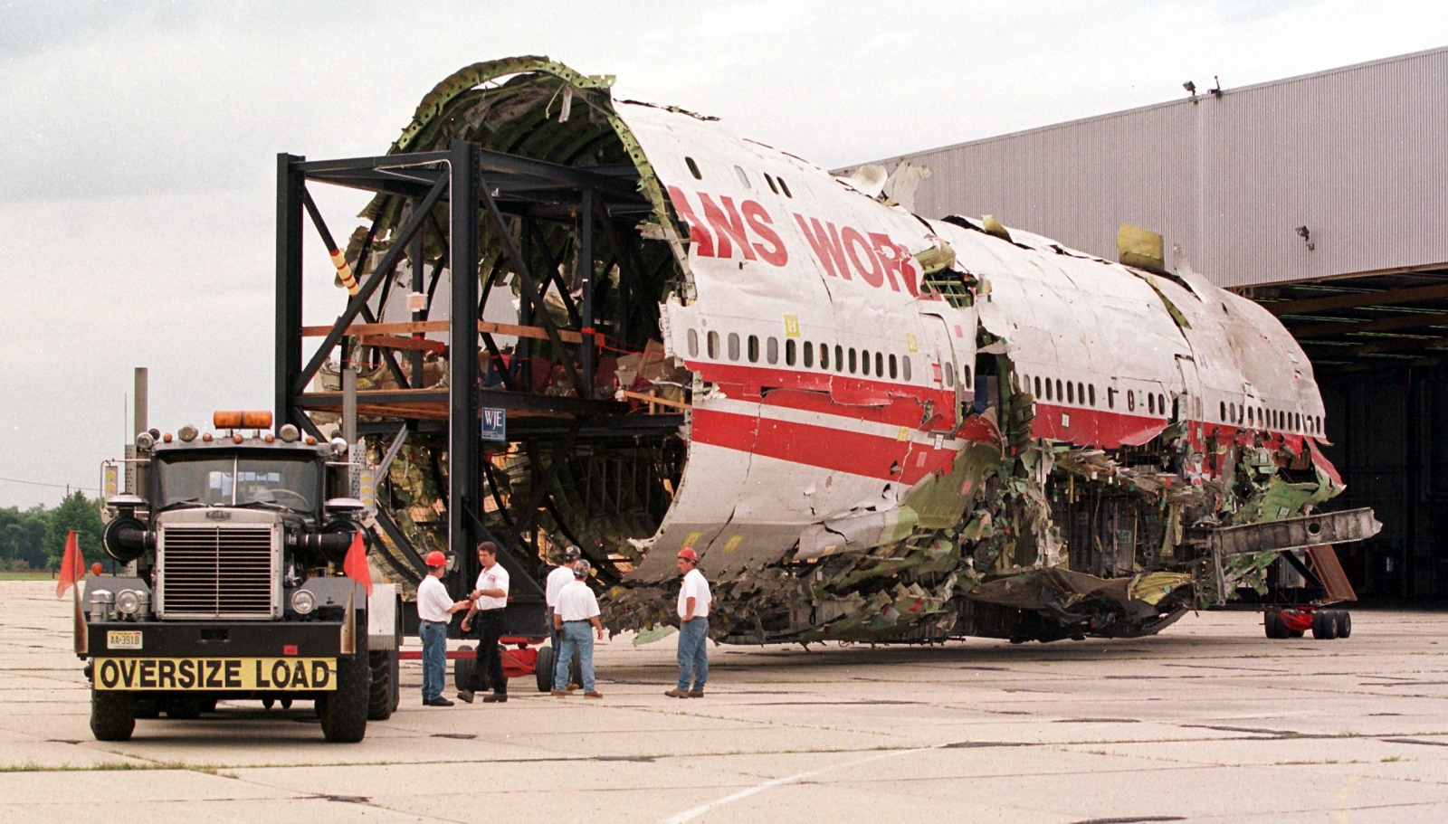 Катастрофа boeing 747 под корком. TWA 1996. Катастрофа Boeing 747 под Нью-Йорком. TWA Flight 800 катастрофа. TWA 800.