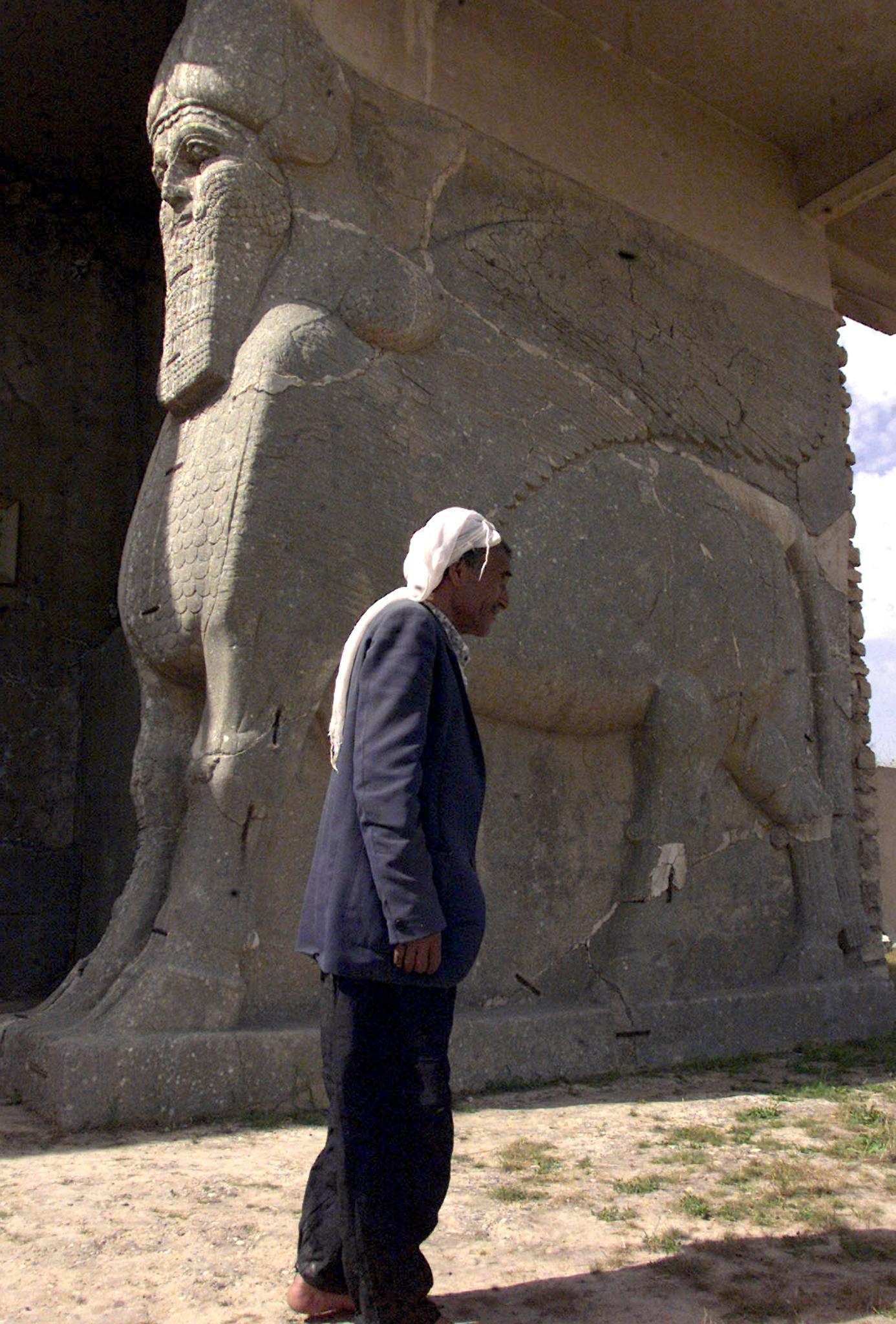 isis bulldoze Nimrud Iraq