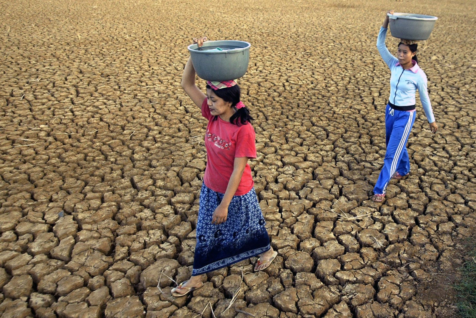 International Women's Day 2015: Unsafe water fifth biggest