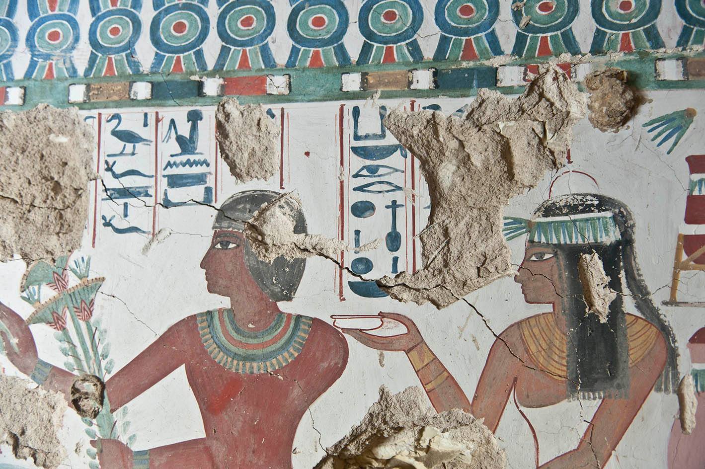 Ancient Egyptian Tomb Unearthed In Luxor Containing Husband And Wife Sa ...