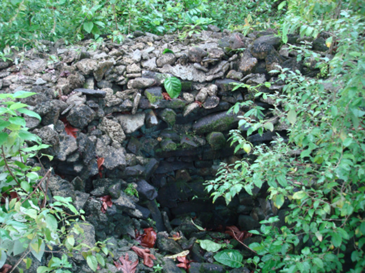 kosrae ancient tombs