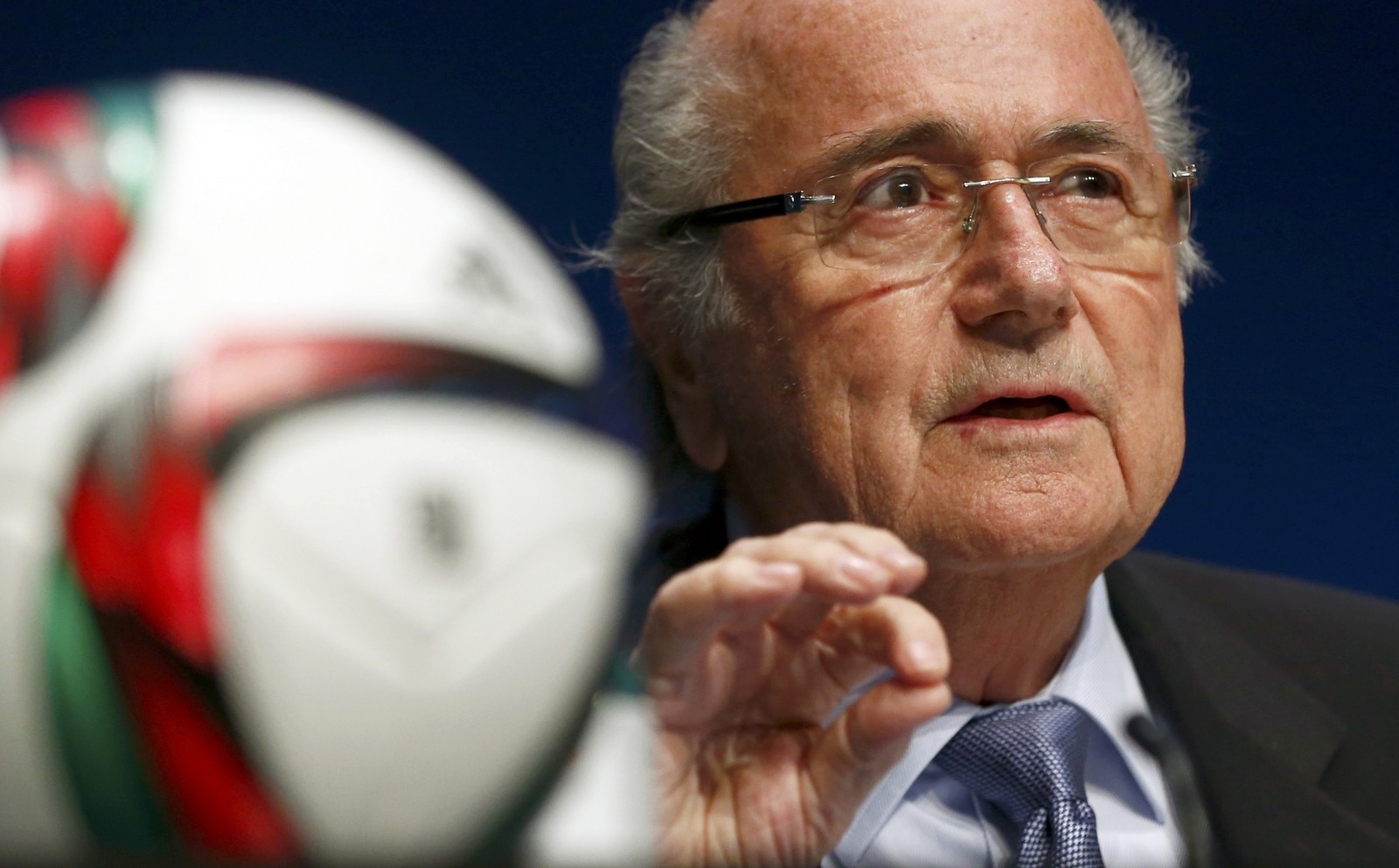 Fifa: Sepp Blatter offers no apology for Qatar 2022 World Cup winter