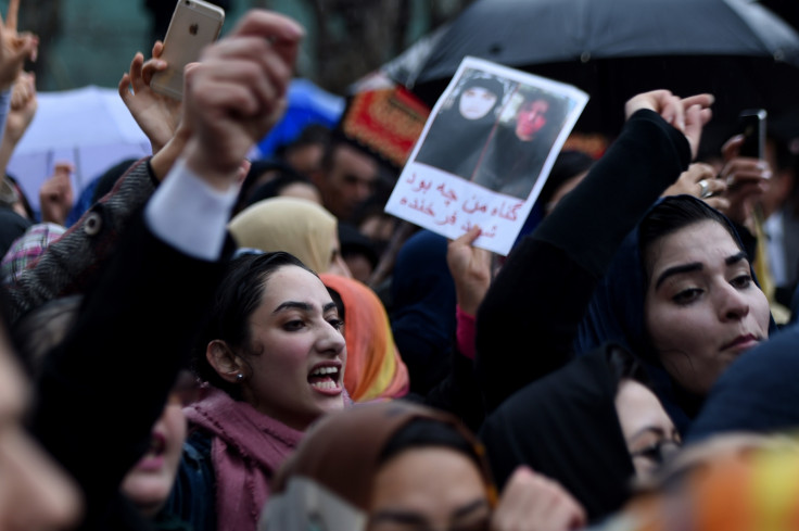 More Afghan protestors