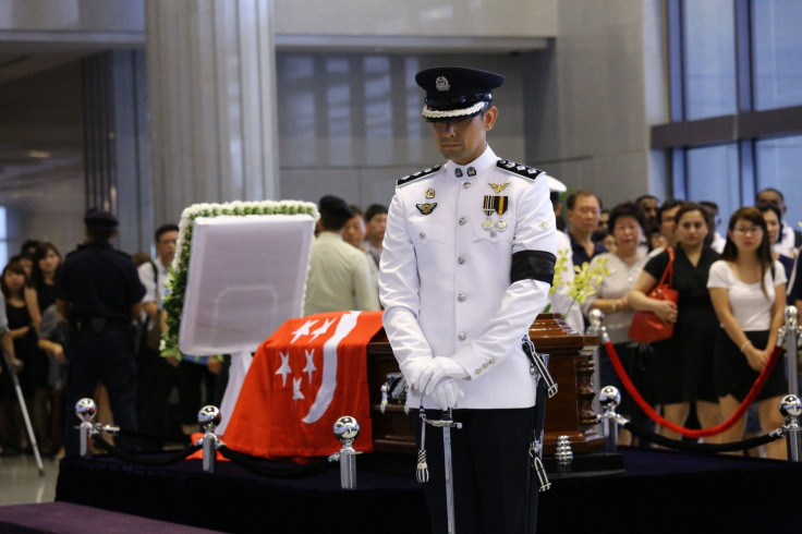 Lee Kuan Yew is lying in state