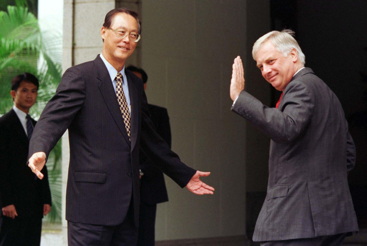 Goh Chok Tong and Chris Patten