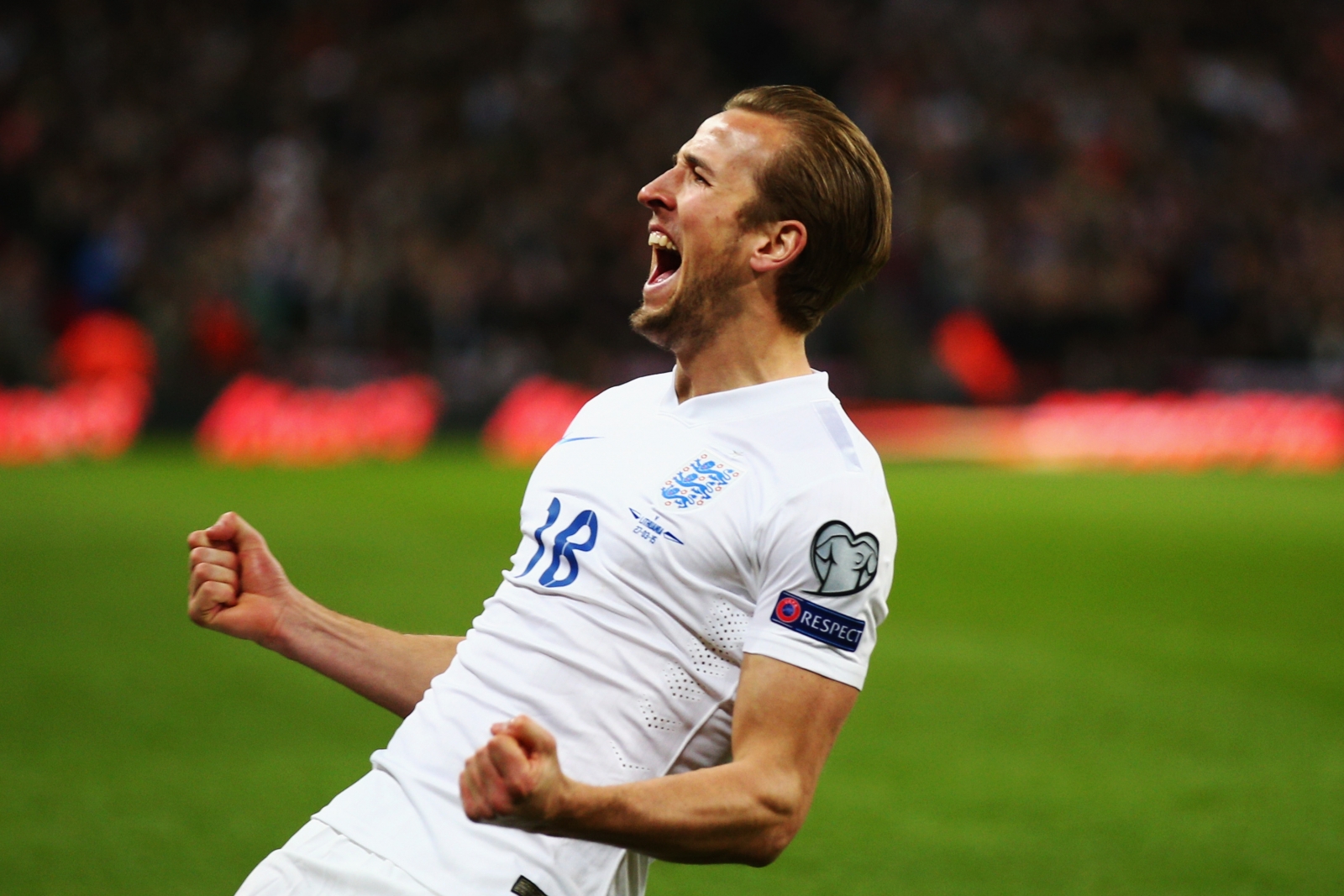 Wayne Rooney gives valuable advice to Harry Kane ahead of ...