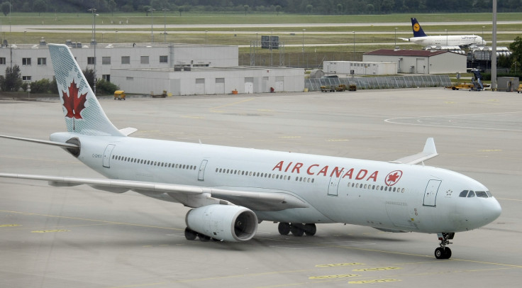 Air Canada passenger plane crash landing