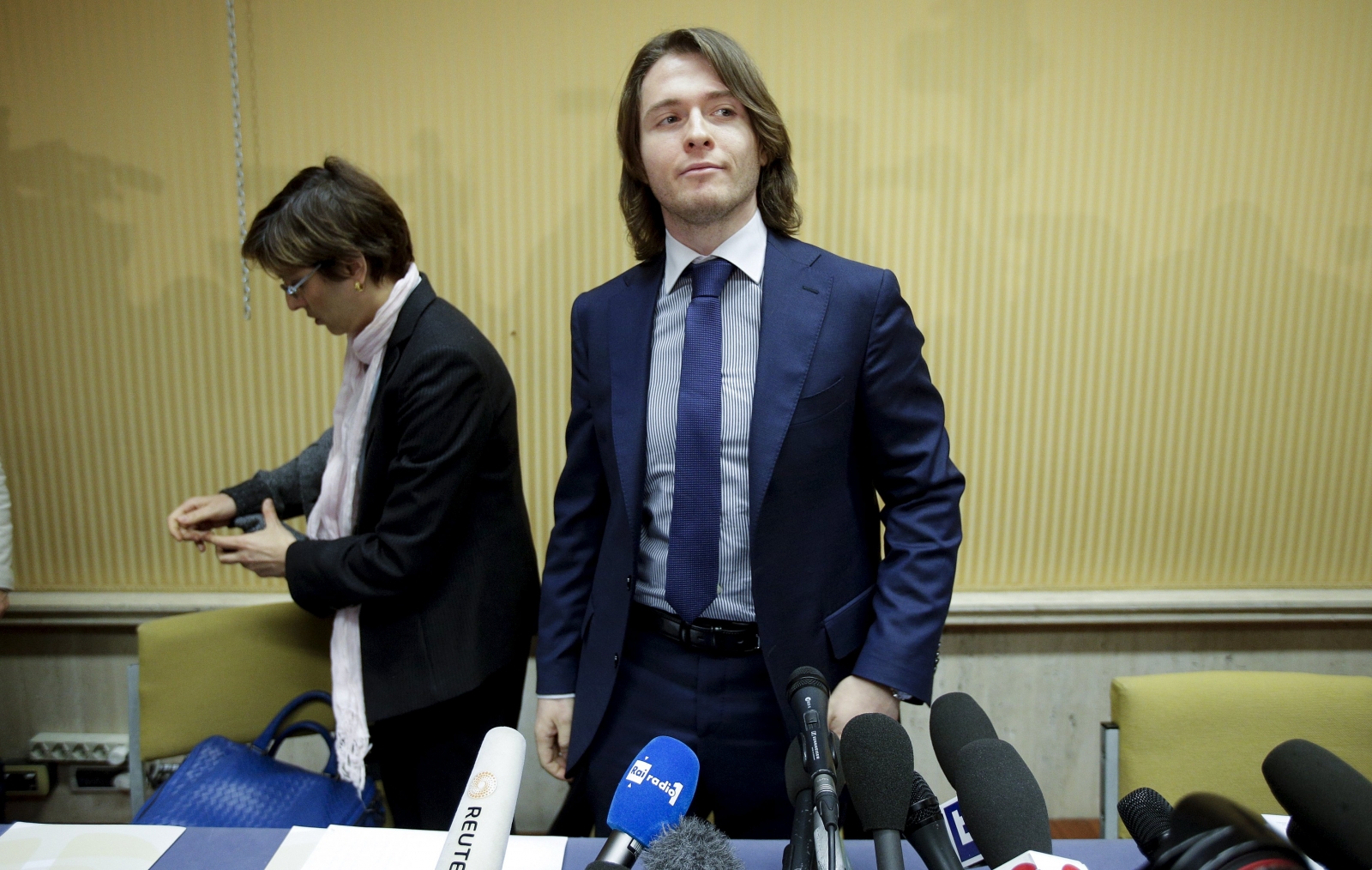 Amanda Knox Acquitted: Ex-boyfriend Raffaele Sollecito Hails Murder ...