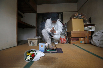 Japan lonely death clean-up crews