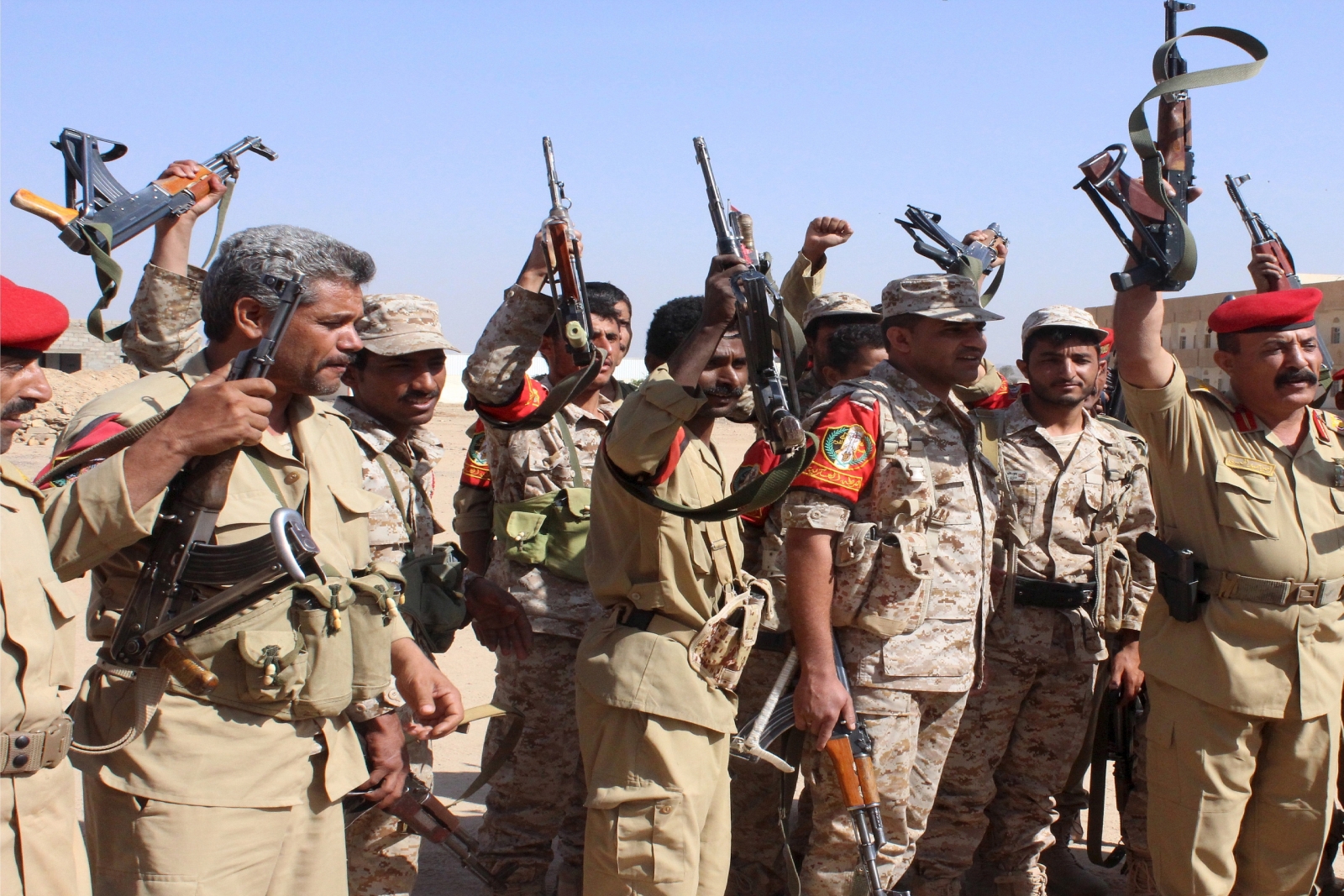 Yemen crisis: Saudi Arabia strongly hints at ground invasion after ...