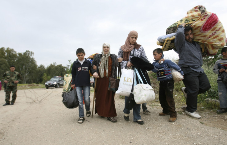 Syrian refugees Lebanon border