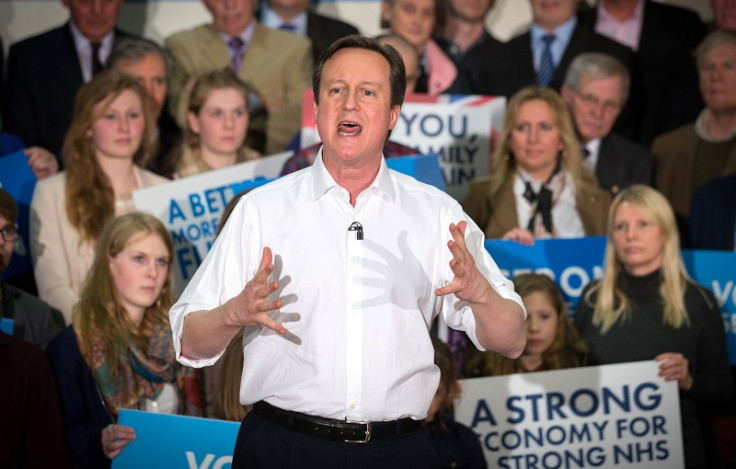 David Cameron campaigning in 2015