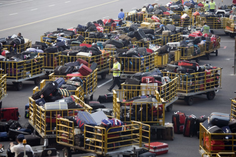 Theiving baggage handlers exposed at Miami airport
