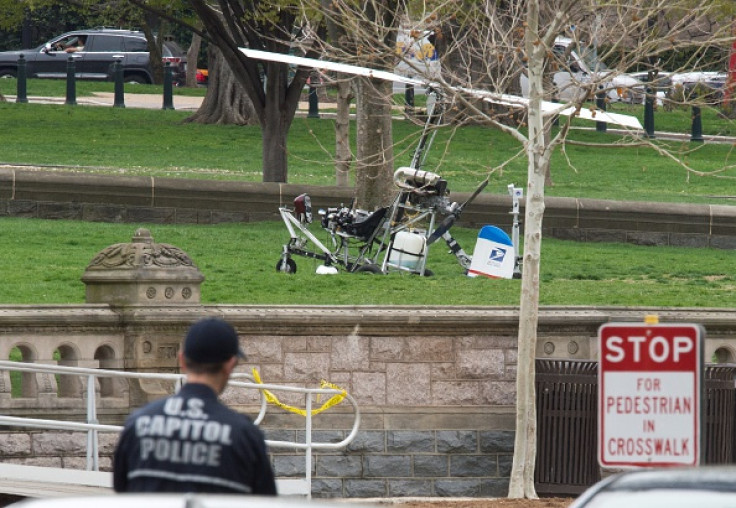 Gyrocopter lands in Capitol Hill