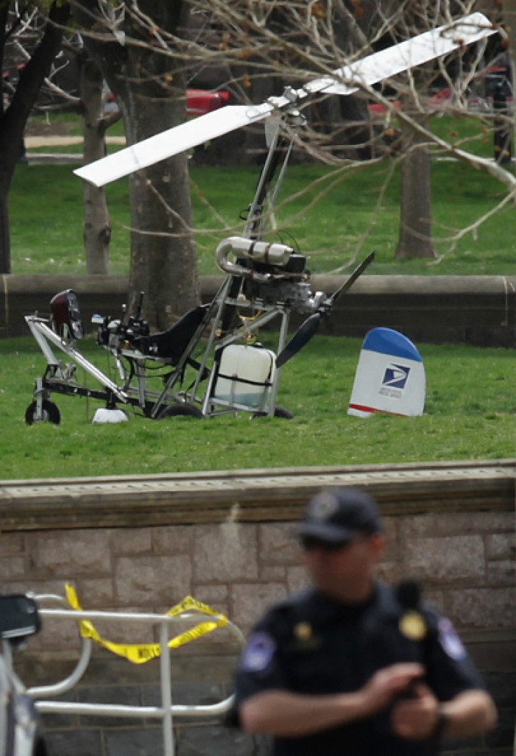 Gyrocopter lands in Capitol Hill