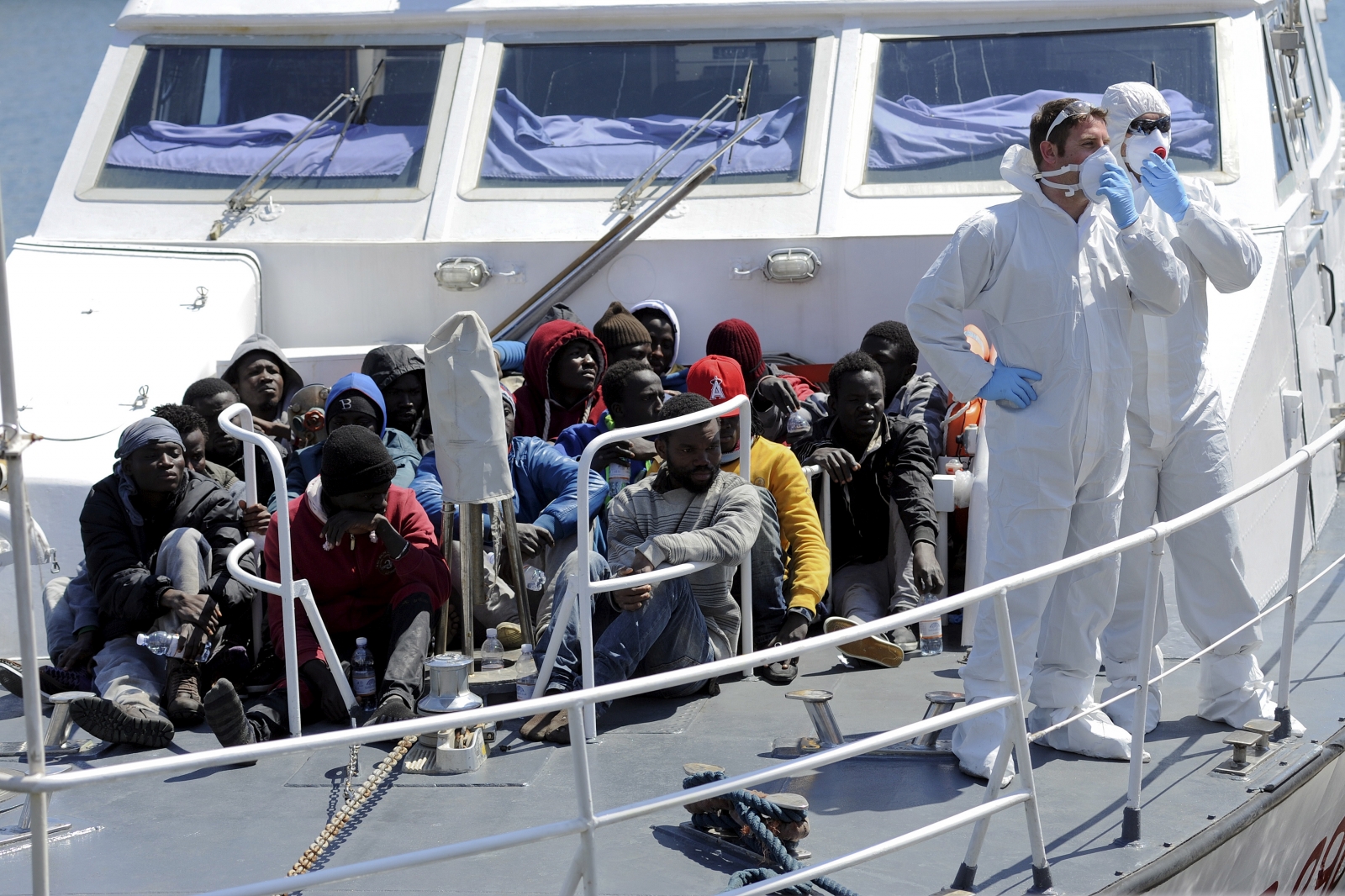 Libya Migrants: Muslim Refugees Arrested In Italy For Throwing ...