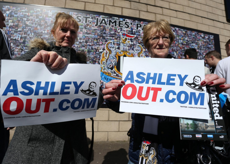 Mike Ashley protest