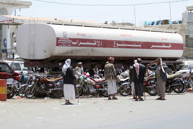 Fuel shortage Yemen