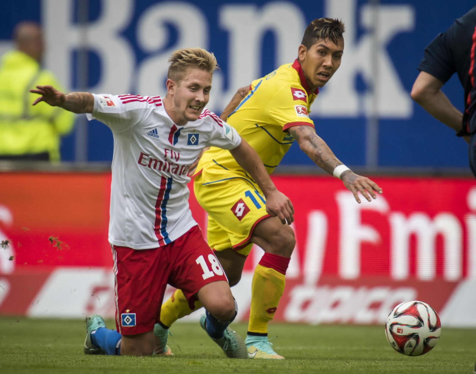 Tottenham midfielder Lewis Holtby vows to remain at Hamburg even if 