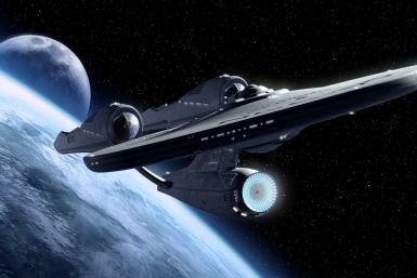 Star Trek Enterprise uses warp drive