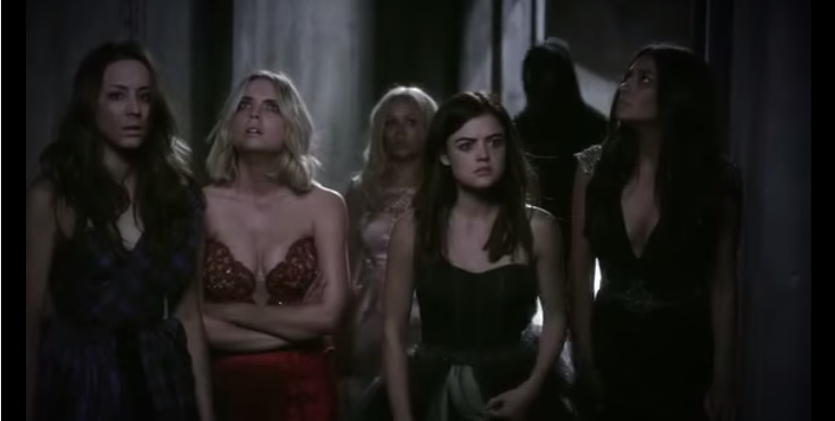 The dollhouse sale pretty little liars