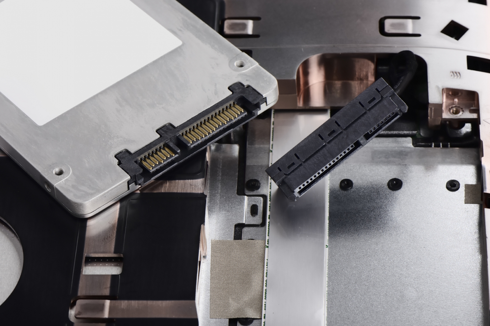 Solid State Drive Solid State Drive