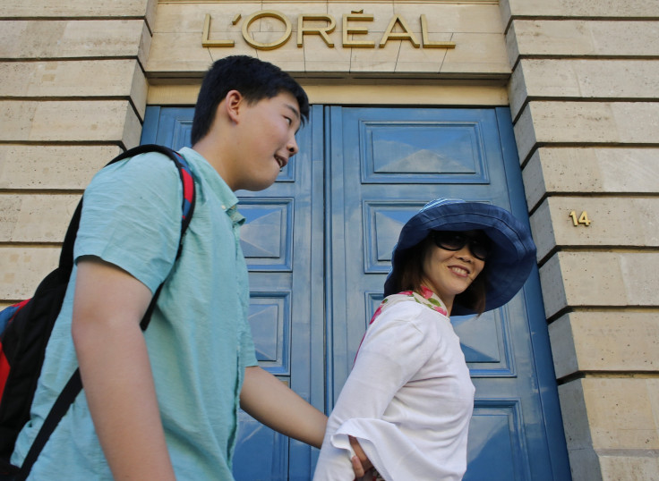 Paris tourists